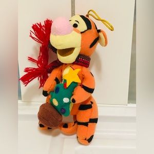 Disney Store Tigger Holding Christmas Tree Plush Christmas Ornament